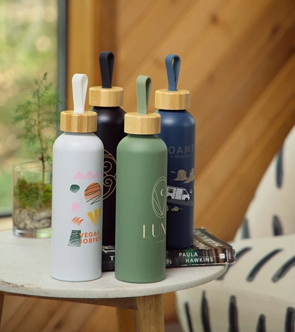 Custom promotional water bottles and stainless steel insulated bottles with business logos
